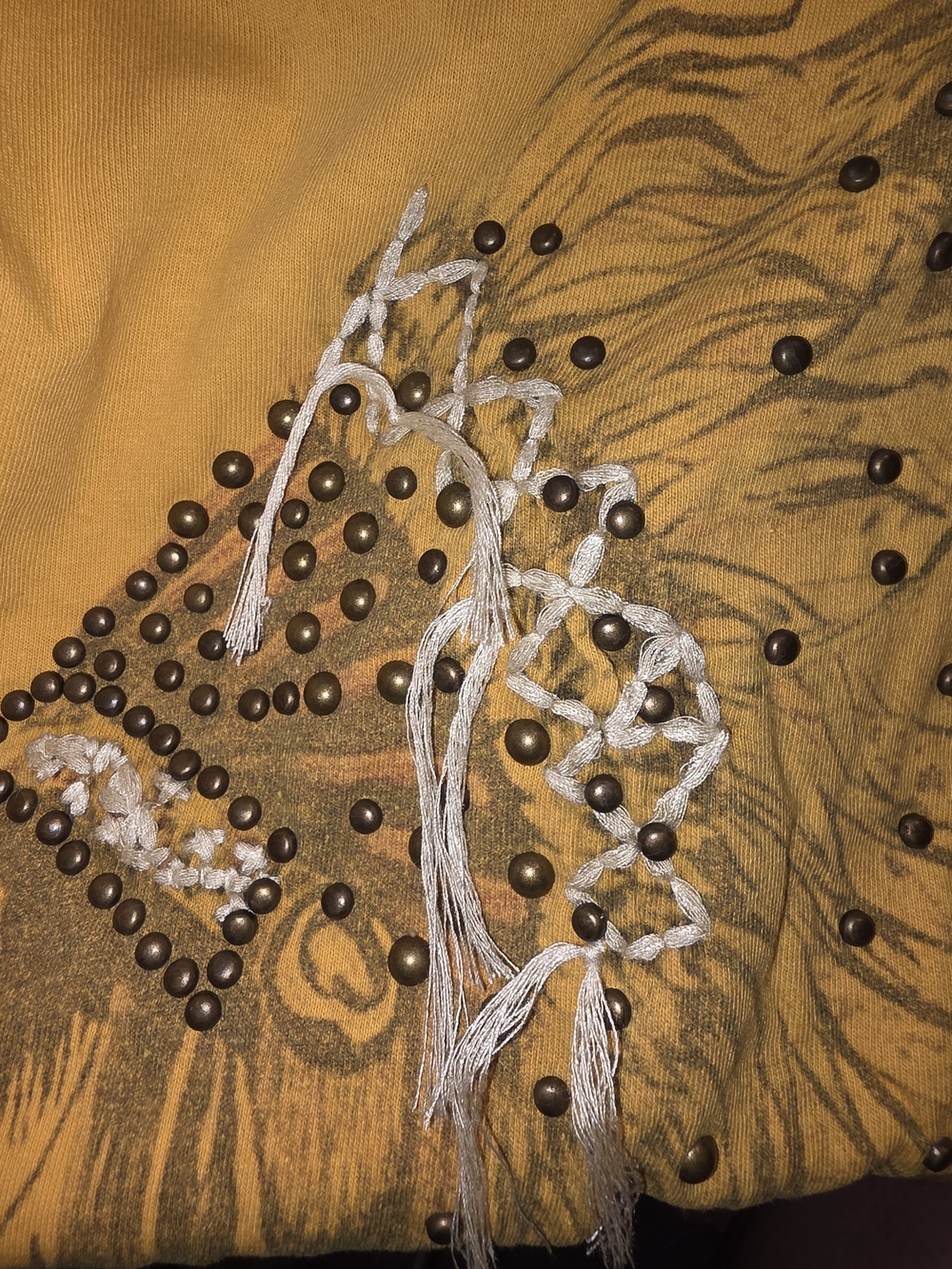 Delilah Wear Yellow Short Sleeve Tee with Beaded Neckline and Feather Print - Picture 2 of 4
